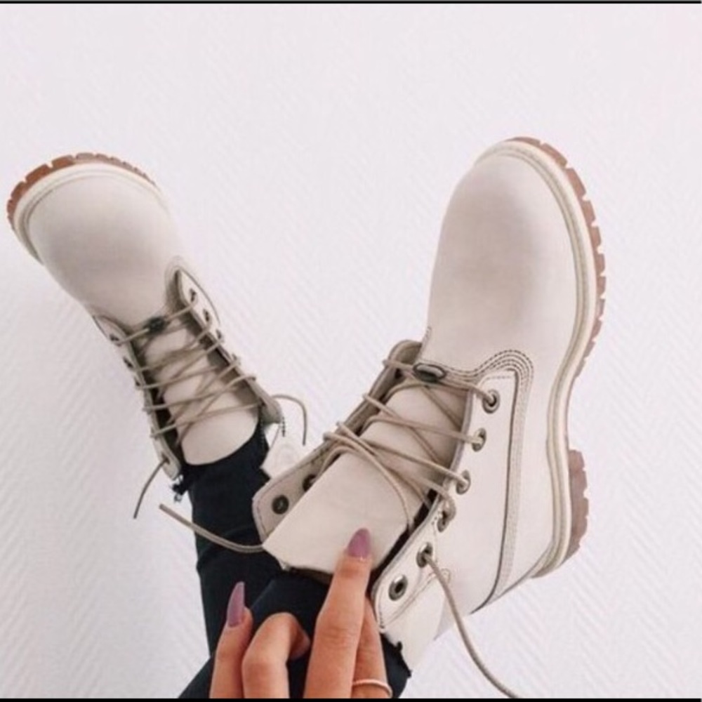ONLYFORTODAYSALE White/cream limited edition timbs